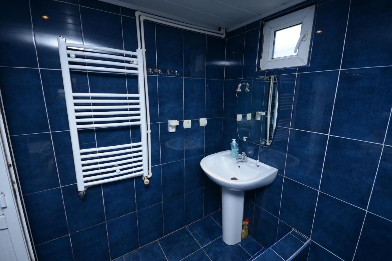 Holiday Home Borjomi ภายนอก รูปภาพ
