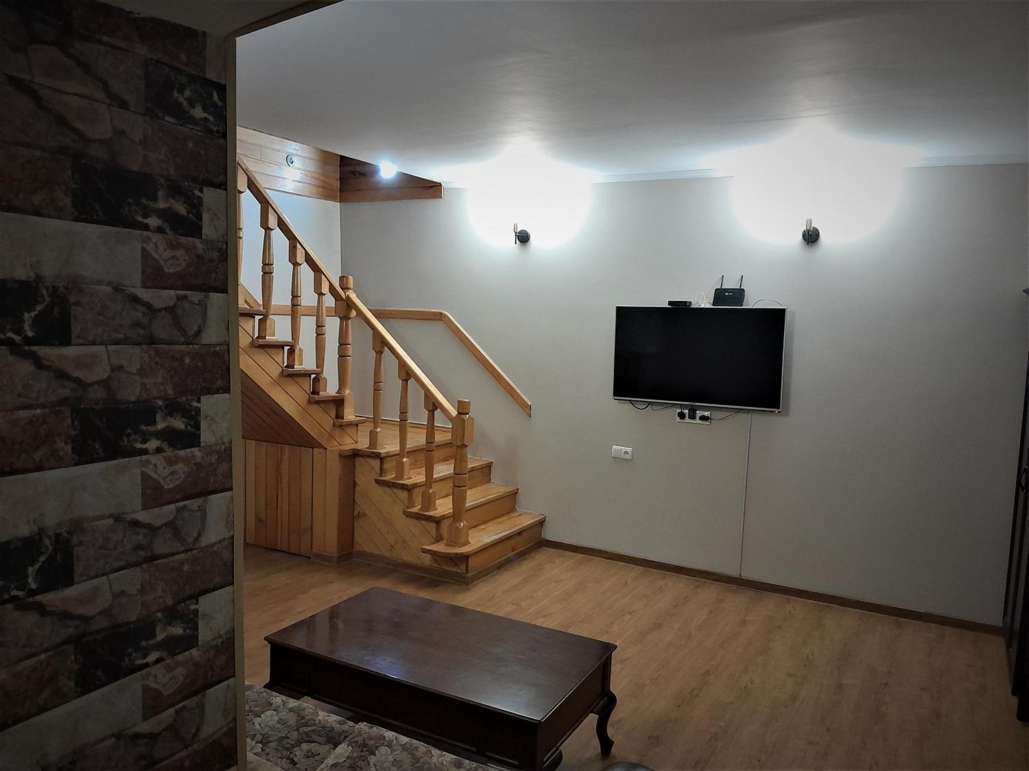 Holiday Home Borjomi ภายนอก รูปภาพ